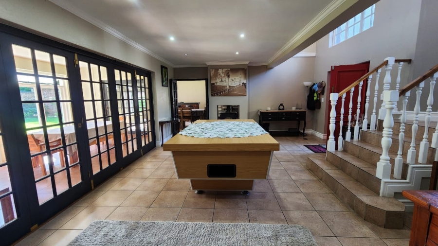 4 Bedroom Property for Sale in Heatherlands Western Cape